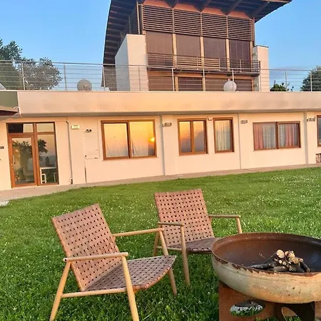 Mirabel Apartment *